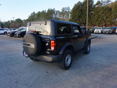 Used 2022 Ford Bronco Base image 21