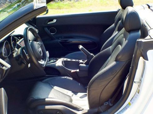 Used 2014 Audi R8 V8 w/ Convenience Package AWD/4WD image 22