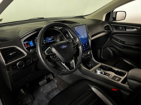 Used 2024 Ford Edge SEL AWD/4WD image 12