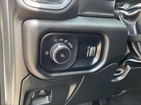 Used 2024 RAM 1500 Laramie AWD/4WD image 14