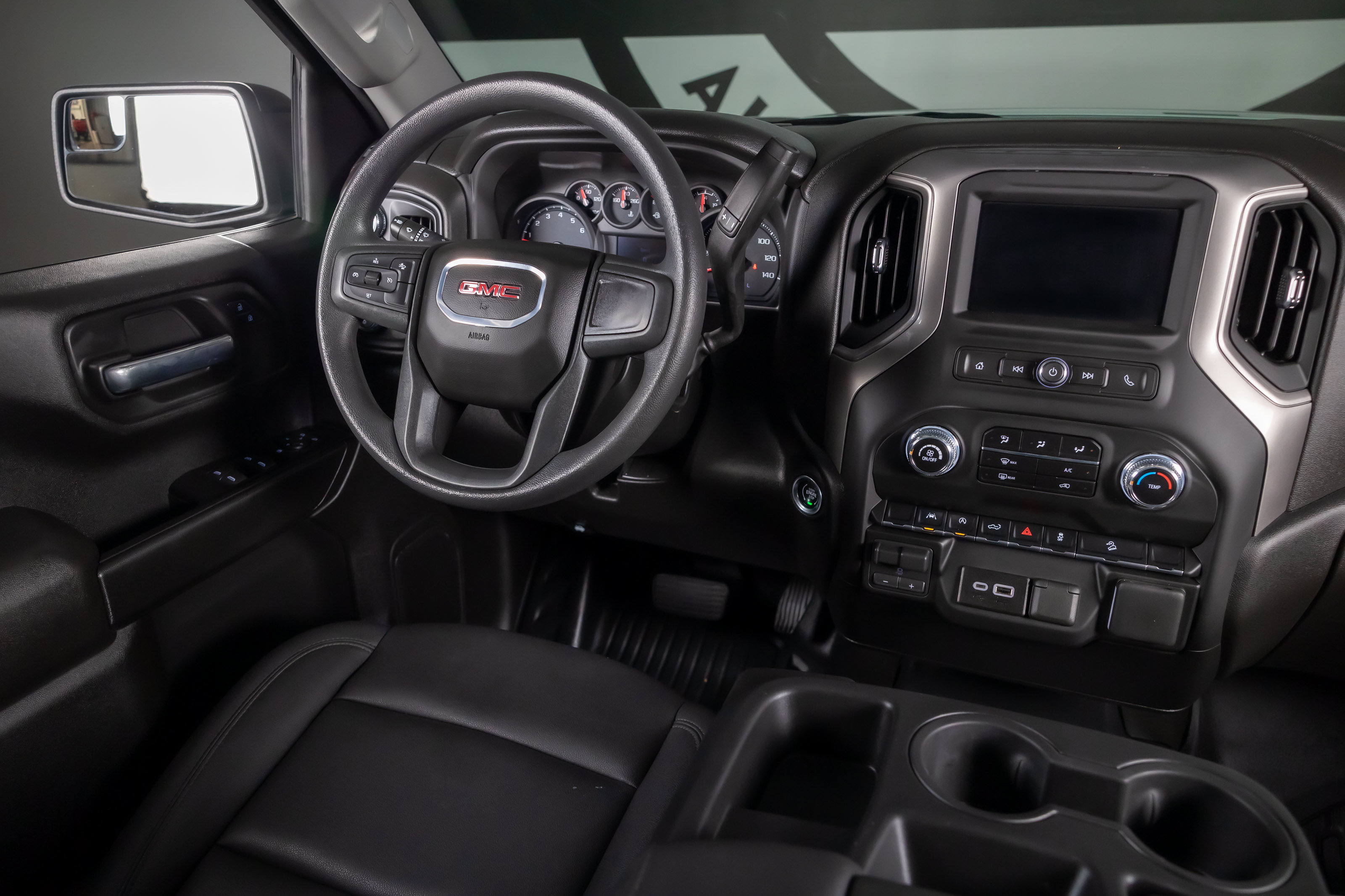 Used 2026 GMC Sierra 1500 Pro w/ Pro Value Package AWD/4WD image 7