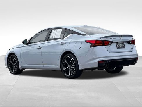 Used 2023 Nissan Altima 2.5 SR AWD/4WD image 5