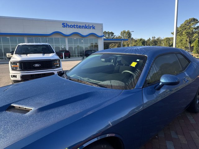 Used 2022 Dodge Challenger SXT w/ Blacktop Package RWD image 30