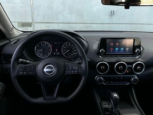 Used 2025 Nissan Sentra S image 12