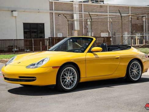 Used 2000 Porsche 911 Carrera 4 image 39