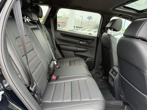 Used 2025 Honda CR-V Sport-L image 16
