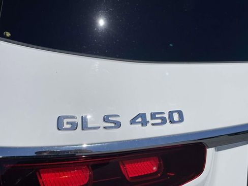 Used 2024 Mercedes-Benz GLS 450 4MATIC image 15