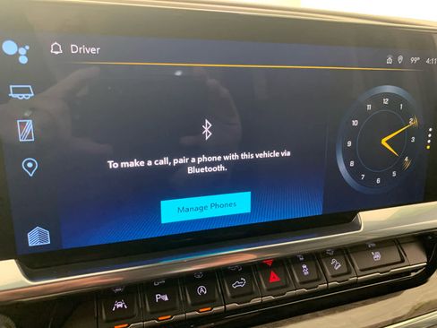 Used 2023 Chevrolet Silverado 1500 LTZ w/ Technology Package AWD/4WD image 39