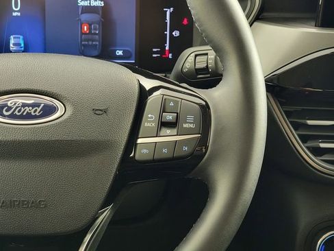 Certified 2023 Ford Escape Active AWD/4WD image 28