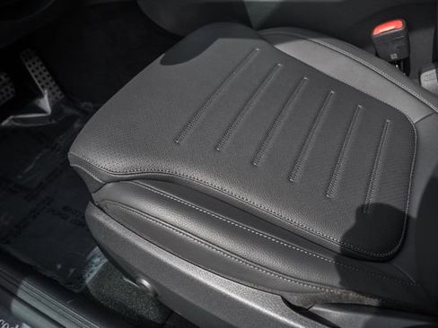 New 2026 Mercedes-Benz C 300 4MATIC Sedan image 33