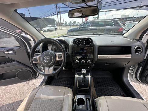 Used 2016 Jeep Compass 75th Anniversary w/ Power Value Group image 28