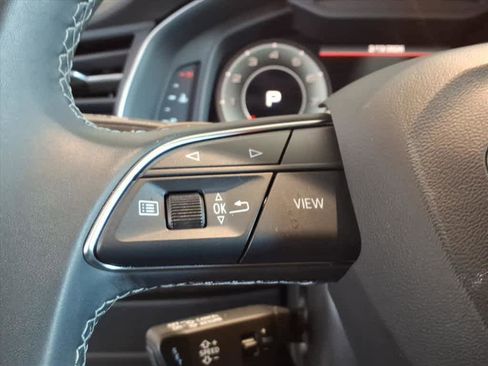 Used 2025 Audi Q8 Premium Plus w/ Premium Plus Package image 15