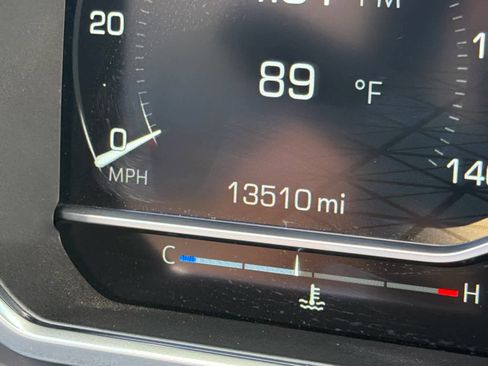 Used 2023 GMC Sierra 1500 AT4 w/ AT4 Premium Package AWD/4WD image 32