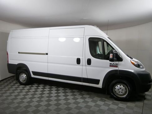Used 2021 RAM ProMaster 2500 w/ Convenience Group image 2