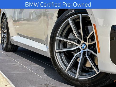 Certified 2025 BMW 230i Coupe image 2