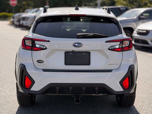 Used 2024 Subaru Crosstrek 2.0i Premium AWD/4WD image 4