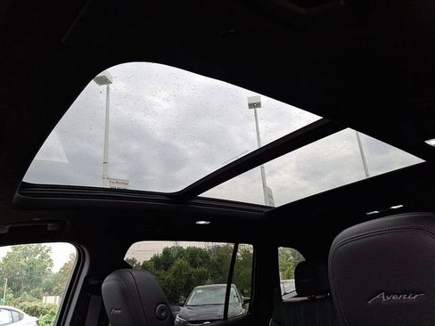 New 2026 Buick Enclave Avenir w/ Super Cruise Package image 10