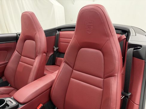 Certified 2024 Porsche 911 Carrera GTS RWD image 35