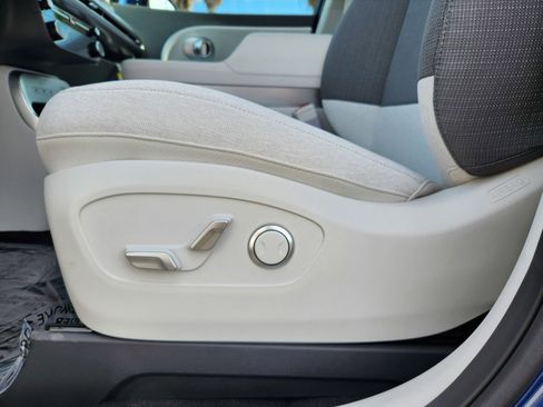 New 2026 Hyundai Ioniq 9 SE AWD/4WD image 16