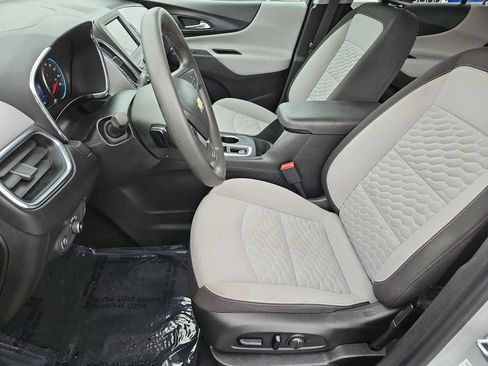 Used 2020 Chevrolet Equinox LT w/ LPO, Floor Liner Package image 16