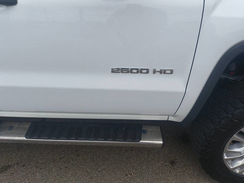 Used 2015 GMC Sierra 2500 4x4 Crew Cab w/ Snow Plow Prep Package image 5