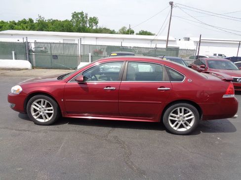 Used 2009 Chevrolet Impala LTZ FWD image 1