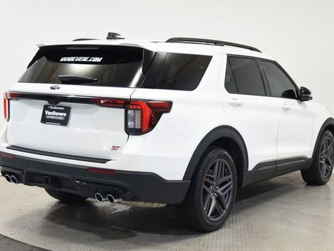 Used 2025 Ford Explorer ST w/ Sun And Sound Package AWD/4WD image 13