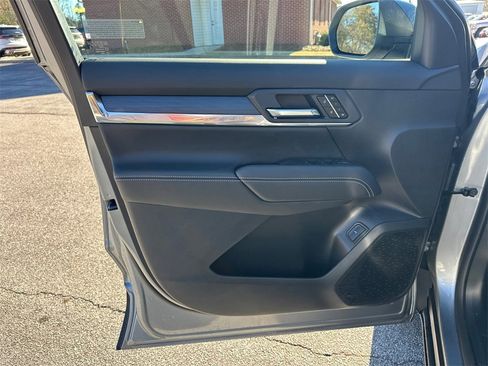 New 2026 GMC Terrain Elevation w/ Elevation Premium Package image 11