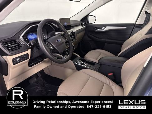 Used 2022 Ford Escape SEL image 4