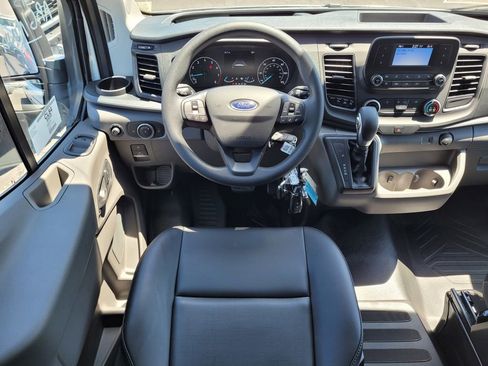 New 2025 Ford Transit 250 Low Roof image 32