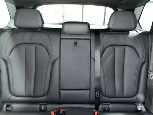 Used 2022 BMW X5 xDrive40i w/ Premium Package AWD/4WD image 22