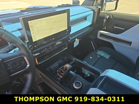 New 2025 GMC Hummer EV 3X image 26