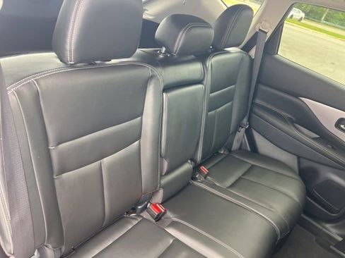 Used 2024 Nissan Murano SV w/ SV Midnight Edition Package image 14