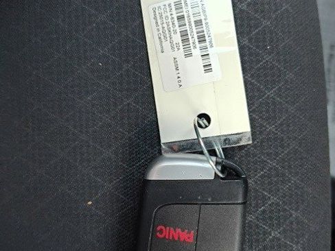 Used 2019 Jeep Grand Cherokee Laredo image 23