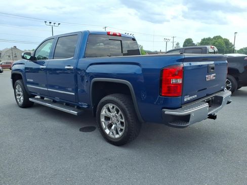 Used 2015 GMC Sierra 1500 SLT w/ SLT Crew Cab Value Package AWD/4WD image 4