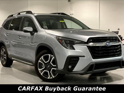 Used 2023 Subaru Ascent Limited AWD/4WD image 2
