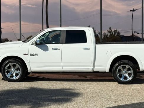 Used 2017 RAM 1500 Laramie AWD/4WD image 4
