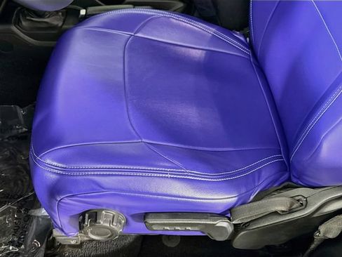 Used 2020 Jeep Wrangler Sport AWD/4WD image 18