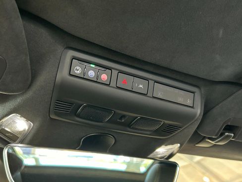 Used 2024 Chevrolet Corvette 3LT w/ Z51 Performance Package image 19