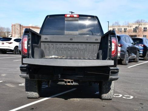 Used 2016 GMC Sierra 1500 Denali image 21