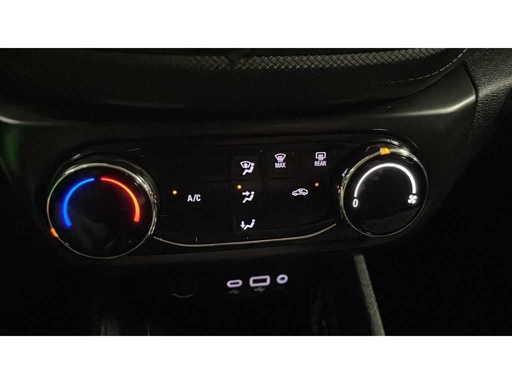 Used 2021 Chevrolet TrailBlazer LS FWD image 14