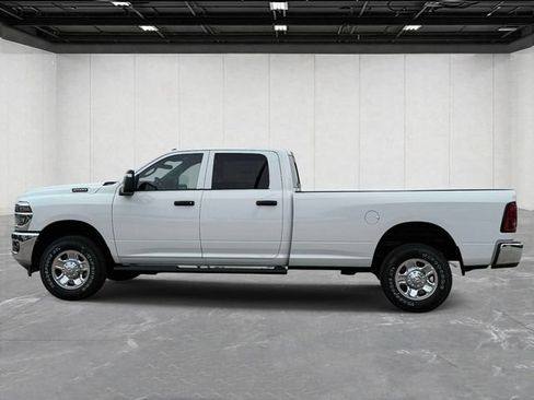 New 2026 RAM 2500 Tradesman AWD/4WD image 8