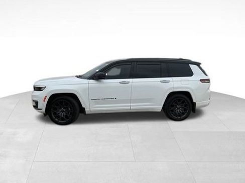 Used 2025 Jeep Grand Cherokee L Summit w/ Obsidian Package image 3