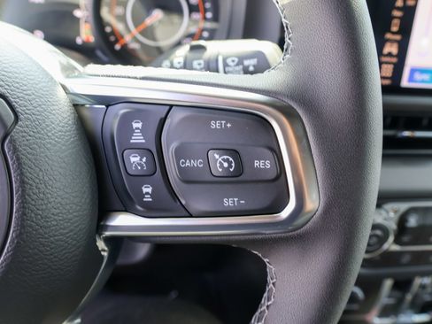 New 2026 Jeep Wrangler Unlimited Sahara AWD/4WD image 27