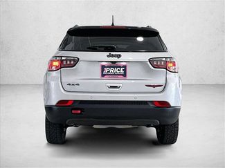 Used 2024 Jeep Compass Trailhawk AWD/4WD video 4
