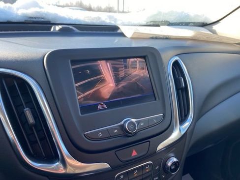 Used 2021 Chevrolet Equinox LT AWD/4WD image 14