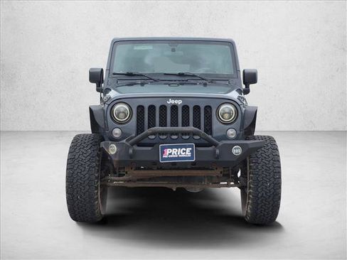 Used 2017 Jeep Wrangler Unlimited Sport w/ Max Tow Package AWD/4WD image 2