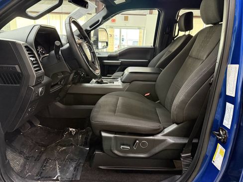 Used 2018 Ford F150 XLT w/ Equipment Group 302A Luxury AWD/4WD image 11