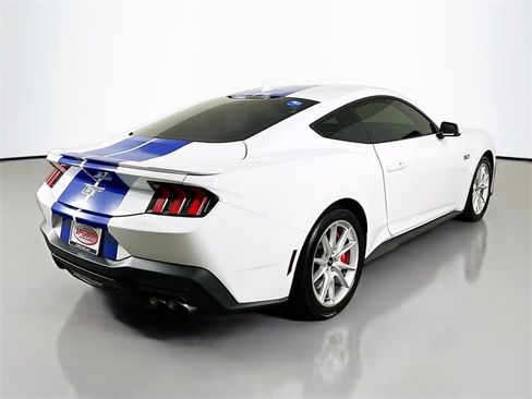 Used 2024 Ford Mustang GT Premium image 17