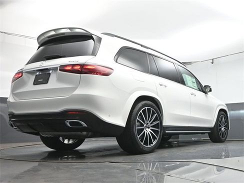New 2026 Mercedes-Benz GLS 450 4MATIC image 39